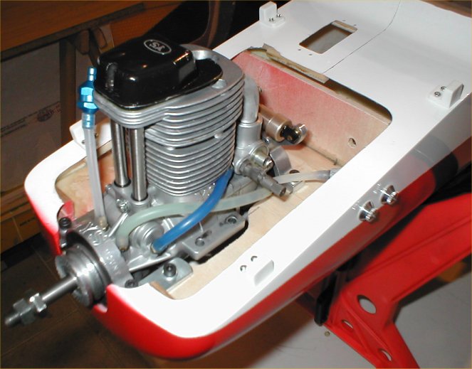 ExtraV2Motore.JPG (63509 byte)